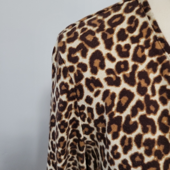 Charter Club leopard print Pima cotton tee size large - Picture 2 of 6